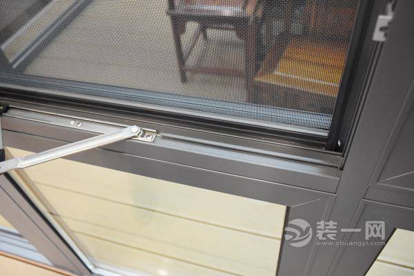 鋁合金門窗選購全攻略 深扒行業水深，曝光報價表與十大品牌